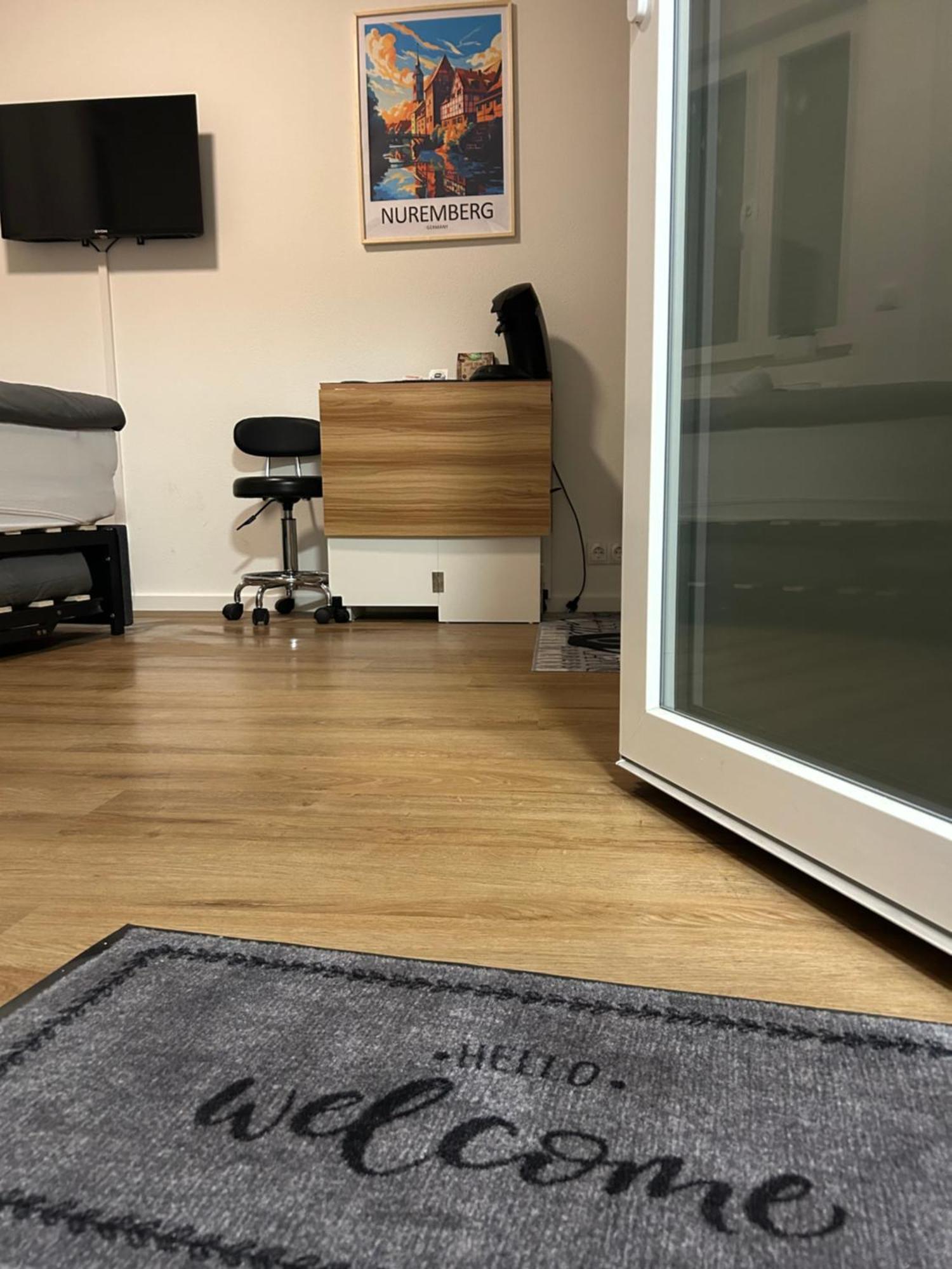 Modernesminizimmer-Stadtnah-Selfcheckin-Parkplatz Nürnberg Dış mekan fotoğraf