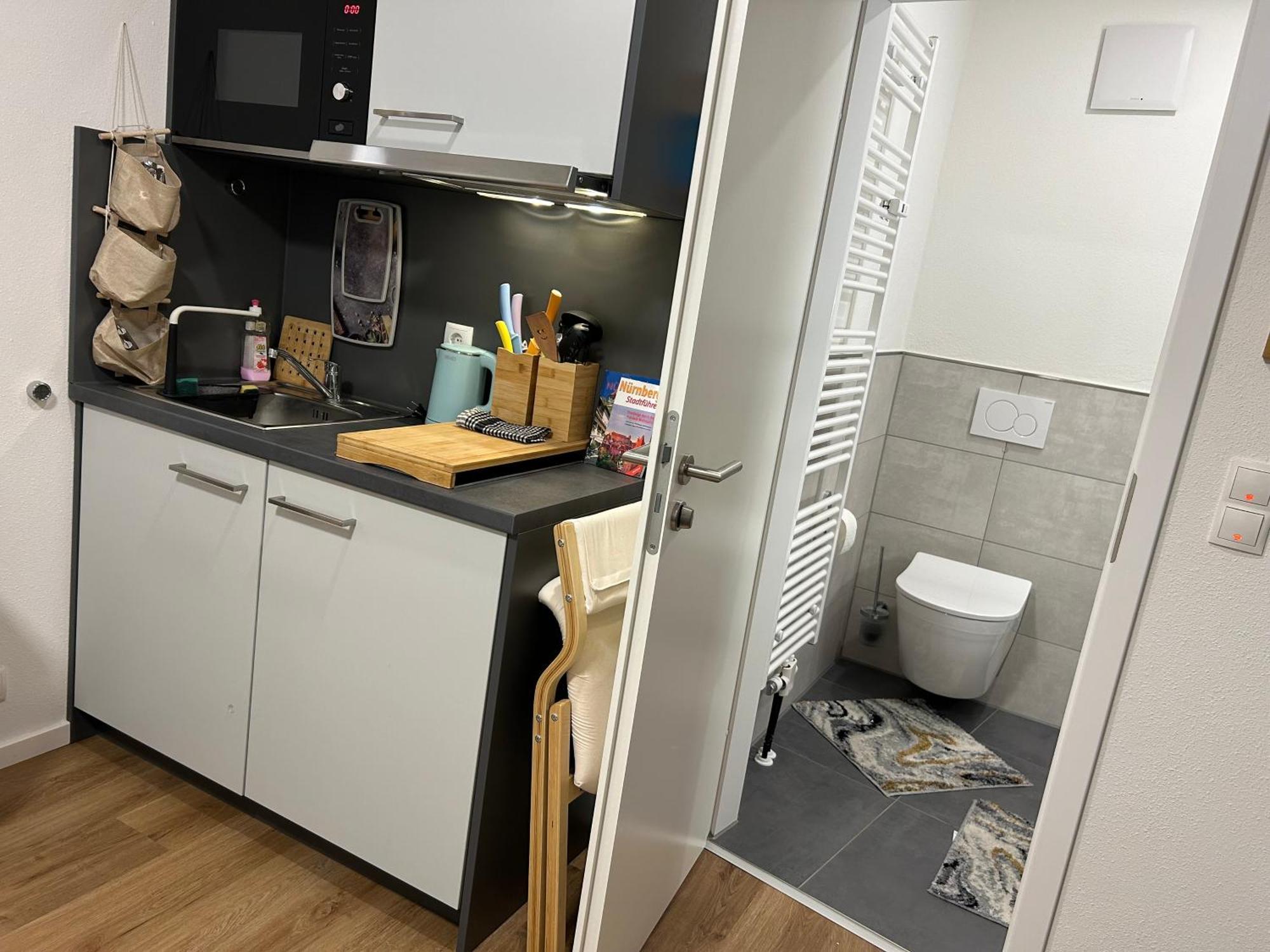 Modernesminizimmer-Stadtnah-Selfcheckin-Parkplatz Nürnberg Dış mekan fotoğraf
